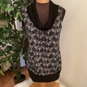 Maurice’s sleeveless cowl neck top Woman’s medium blue black white patte…